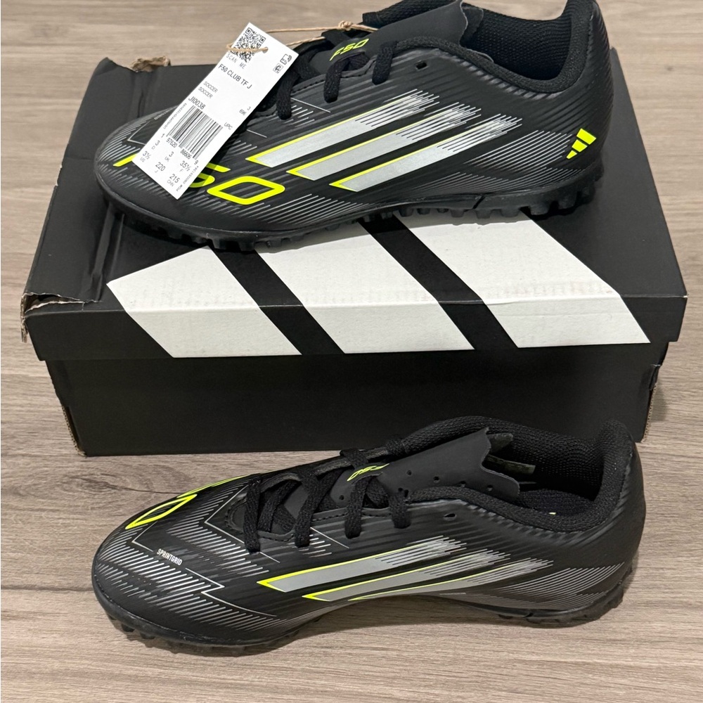 Adidas F50 Turf Shoes - Picture 2 of 6